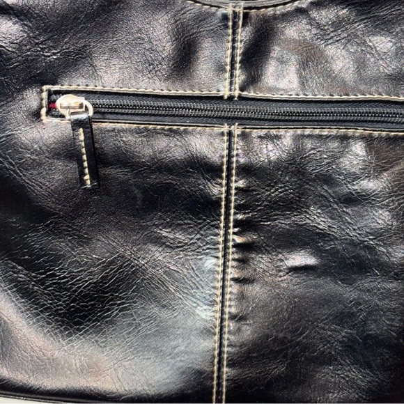 St. John’s Bay Black Faux Leather Handbag Shoulder Bag - Picture 7 of 8